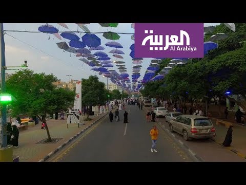 شاهد 30 ألف زائر يوميًا لشارع الفن في أبها